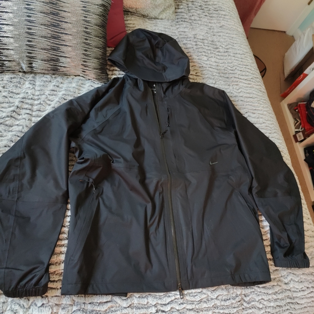 Nike Storm-FIT ADV APS mens versatile jacket